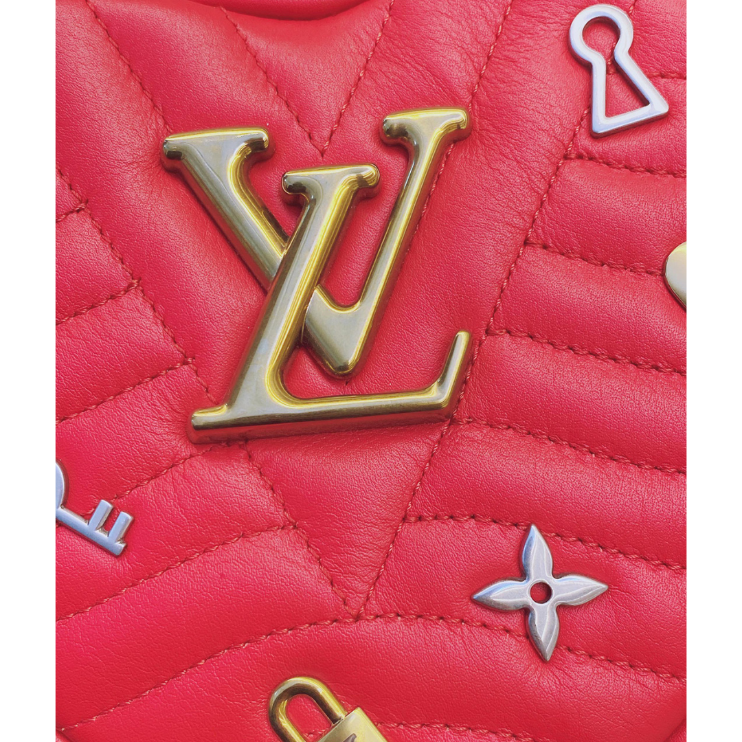LOUIS VUITTON - RED QUILTED LEATHER LOVE LOCK HEART My Store