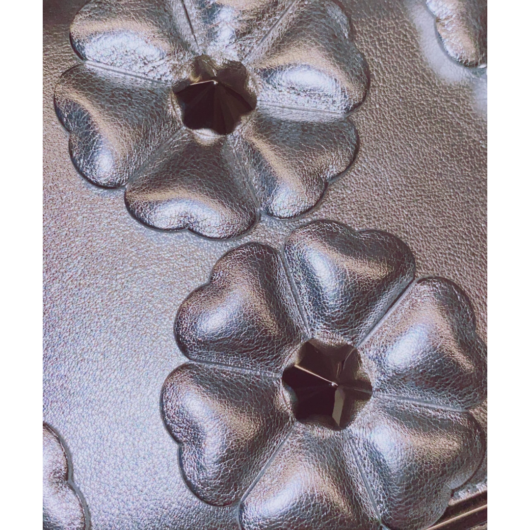 Fendi - METALLIC SILVER LEATHER WALLET ON CHAIN My Store