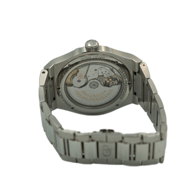 Girard-Perregaux Laureato Limited - 2022 Full Set