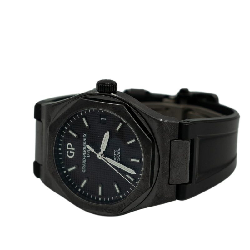 Girard-Perregaux Laureato Ceramic My Store