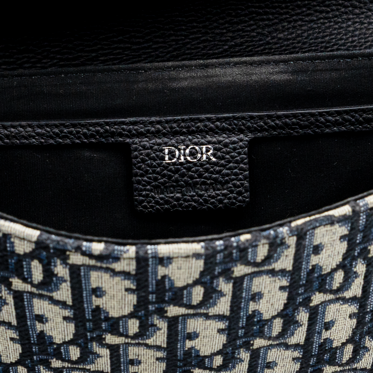 Christian Dior Oblique Jacquard Grained Calfskin Small Saddle Messenger Bag