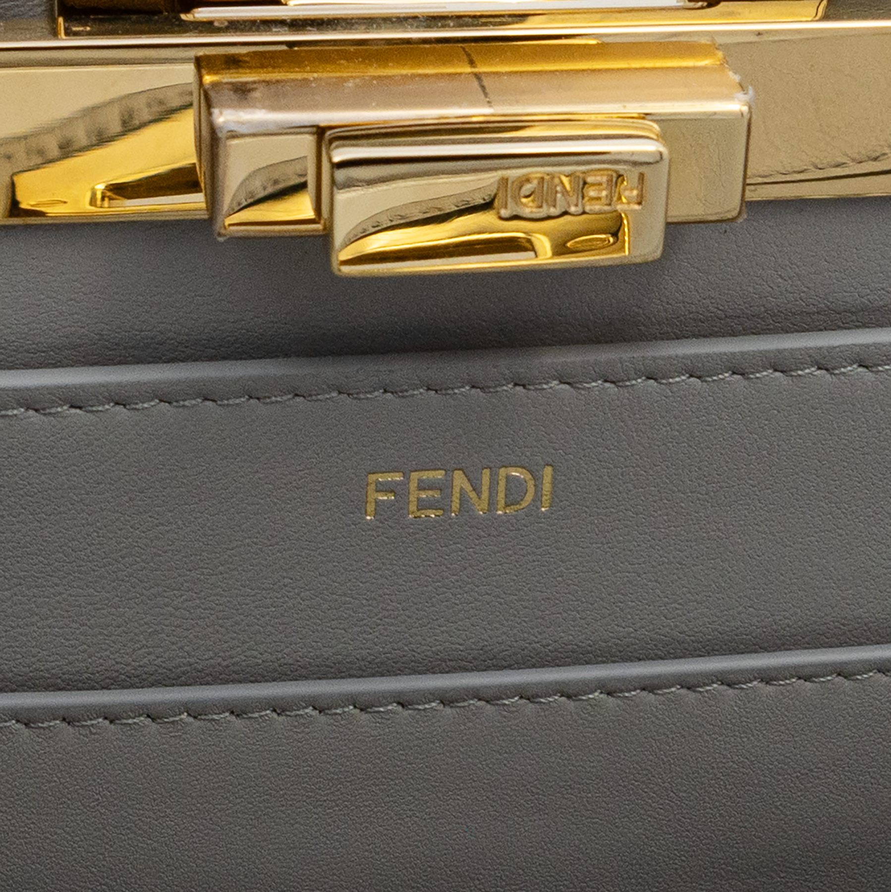 FENDI PEEKABOO ISEEU Embroidery Medium Bag My Store