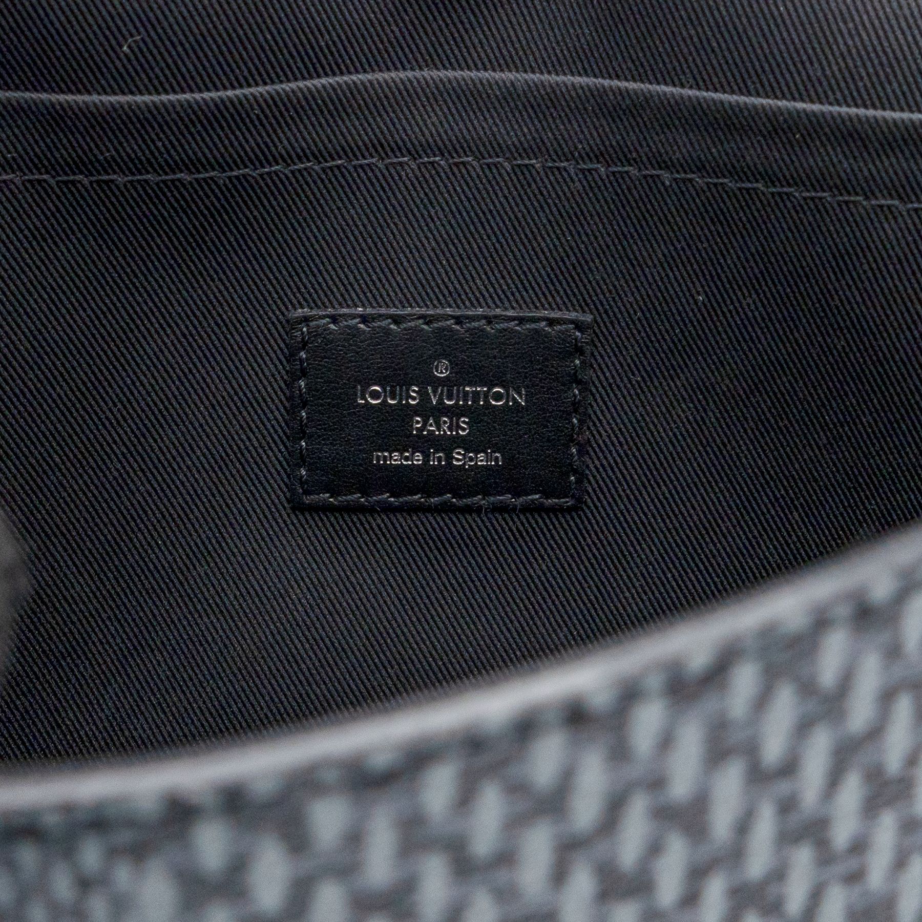 Louis Vuitton Studio Messenger Bag in Damier Graphite 3D Canvas