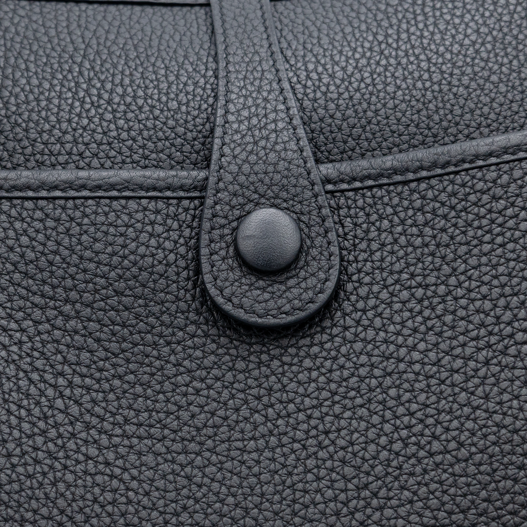 Hermès Evelyne III PM in Black Clemence leather 